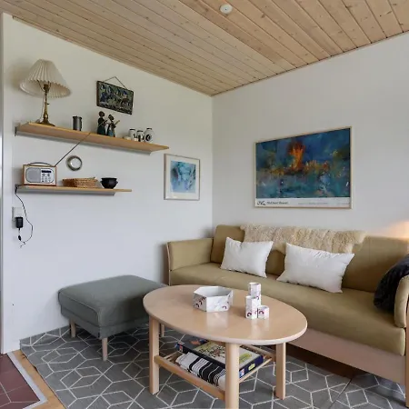 Steffi - 300m From The Sea By Interhome